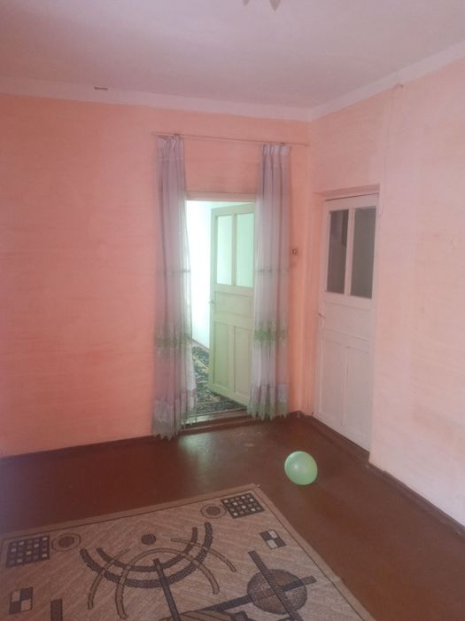 Zudlik bilan doʻstlik qoʻrgʻonida hovli sotiladi