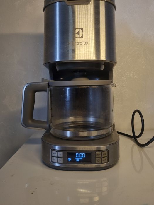 Срочно продам кофемашинку!!!