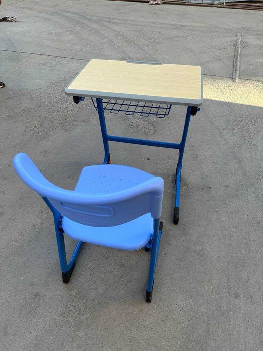 Детская парта комплект. Detskiy parta komplekt