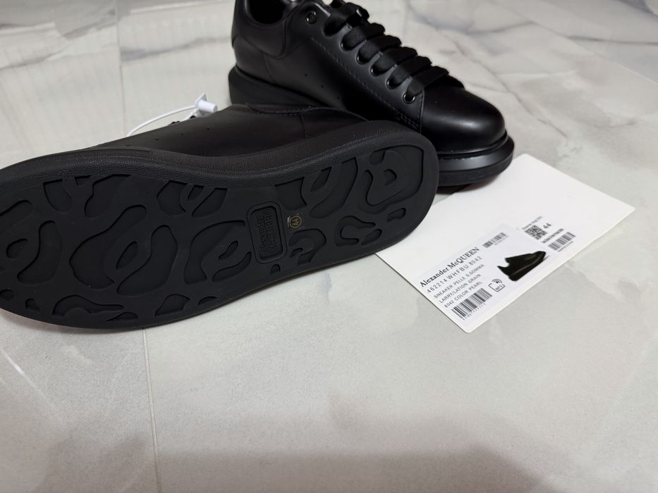 Tenisi Alexander McQueen