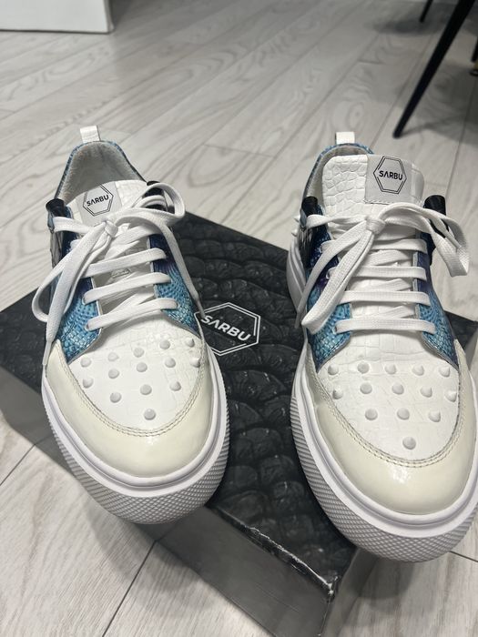 Adidasi Sarbu Atelier