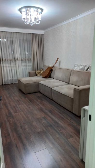 продается 2 комн. квартира