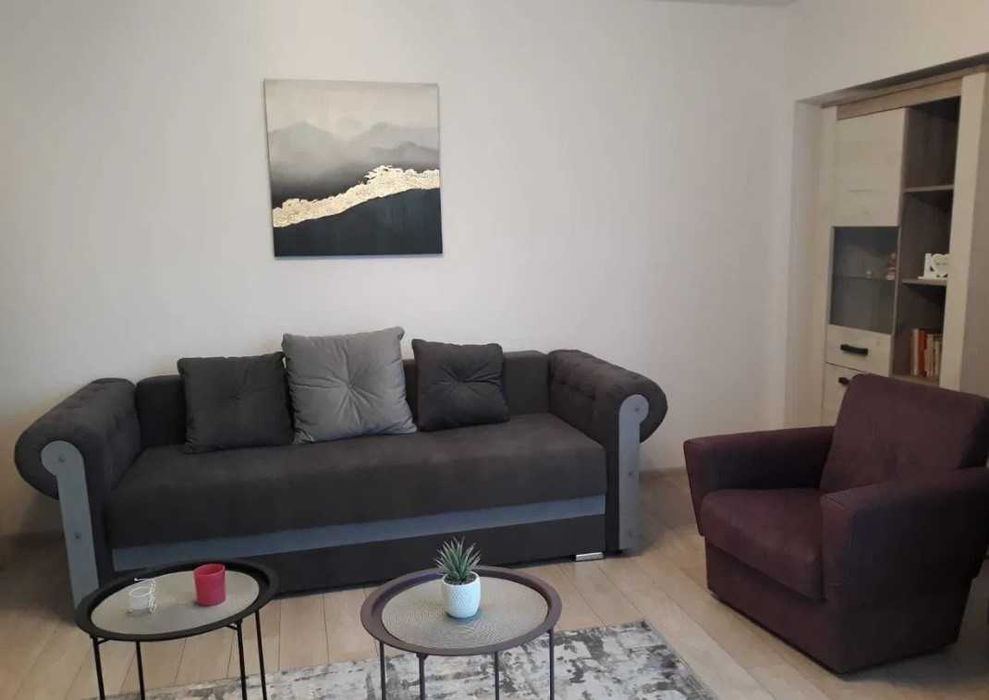 Дава се под наем Двустаен апартамент в Бургас, Зорница - 45 кв.м за 290.7 € - Снимка #2