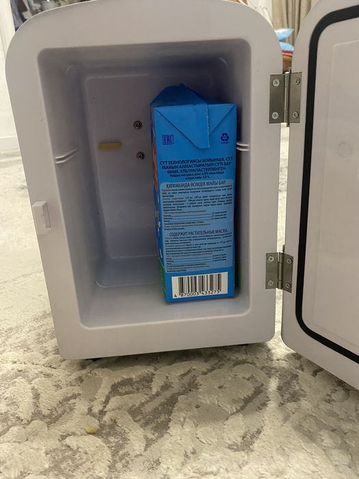 Автомобильный холодильник