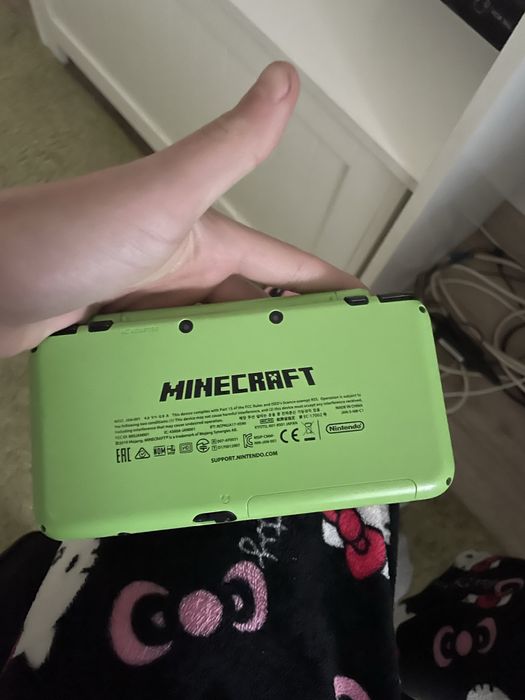 New Nintendo 2DS XL creeper edition