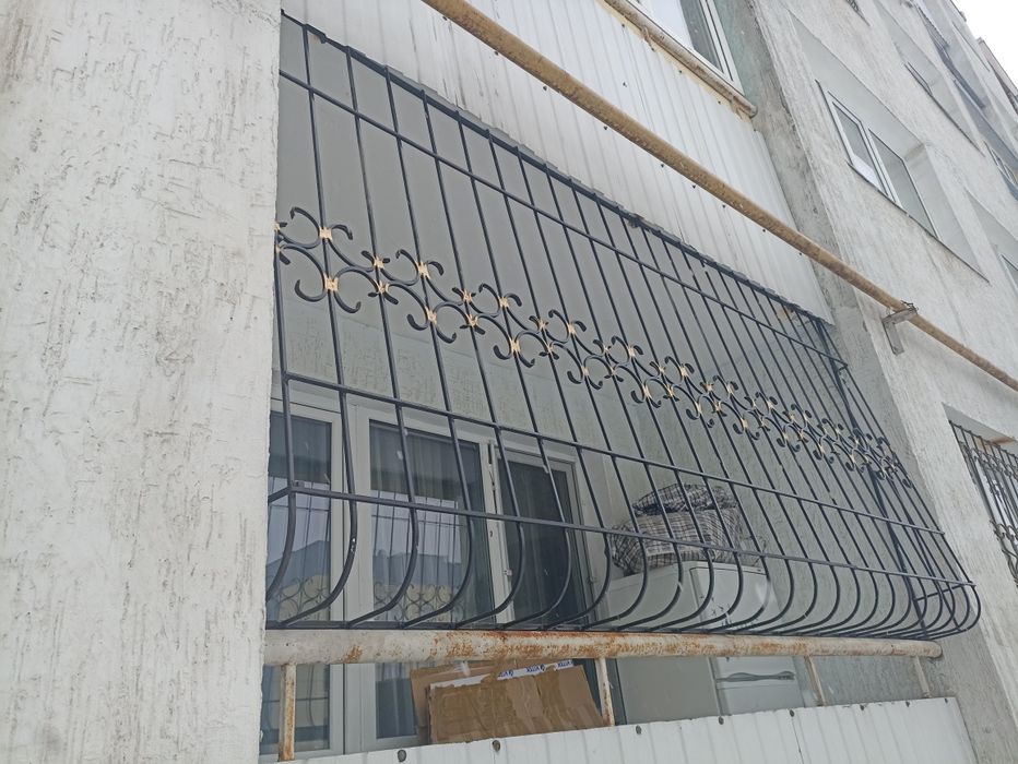 Решётки на окна металлические