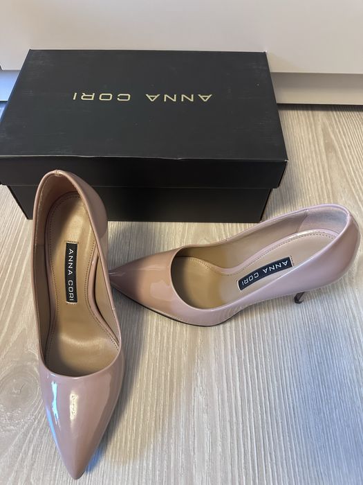 Pantofi Anna Cori , marimea 37, piele lacuita