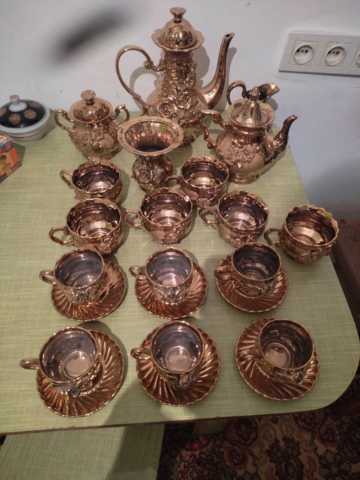 Продам сервис полный набор позолота