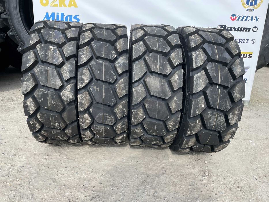 Anvelope industriale 10-16.5 de bobcat cu 12PR robuste JCB