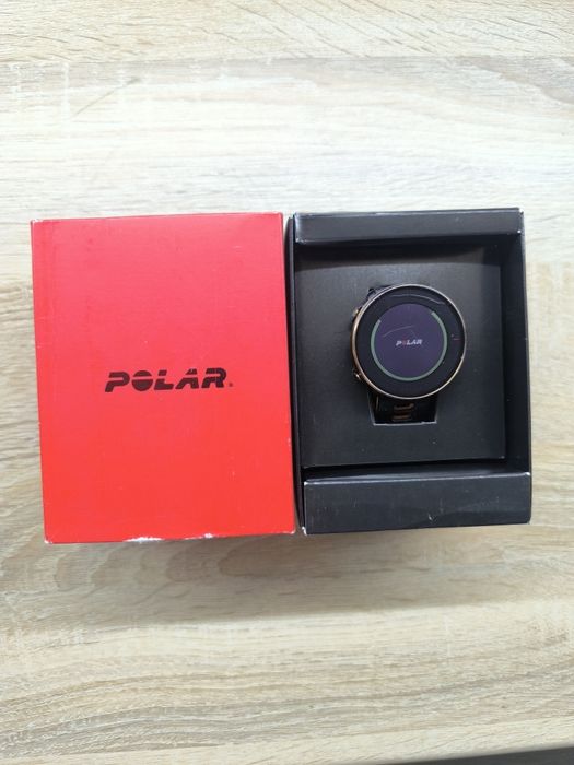 Продам мультиспортивные часы Polar