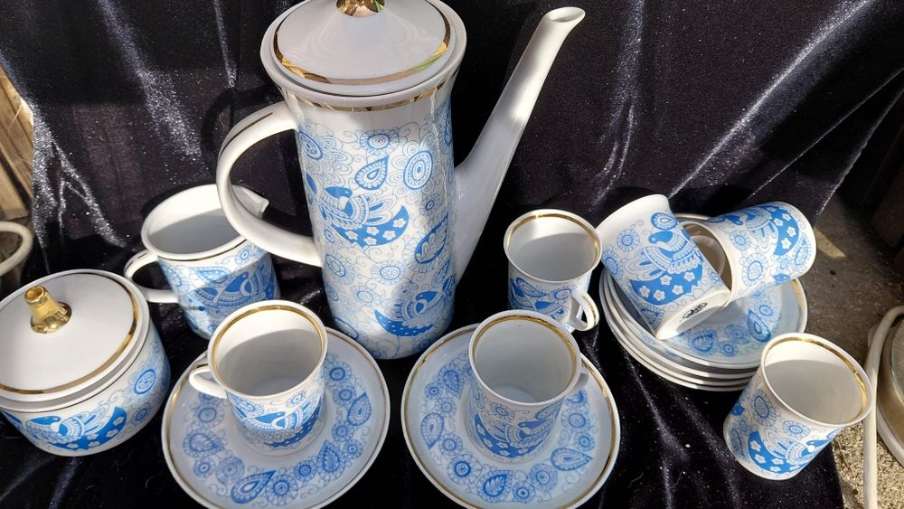Нов неупотребяван Български порцеланов сервиз за кафе на Разград