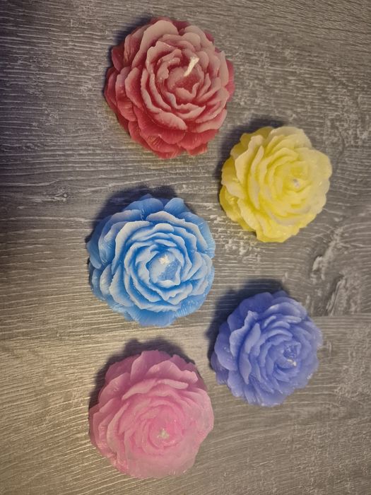 Ръчно изработени свещи