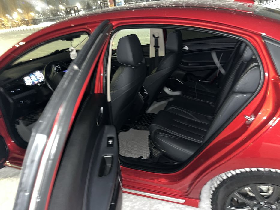 Продам полики 10D на омоду s5