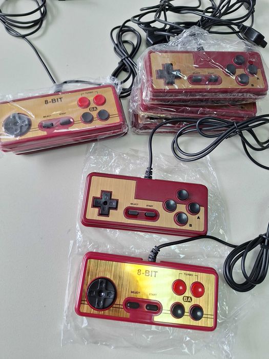 1 x Maneta Gamepad 15 Pini Controller For NES FC joystick