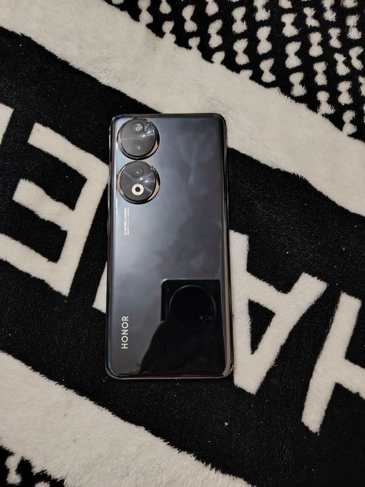 Honor 90 5G 8/256 Gb.