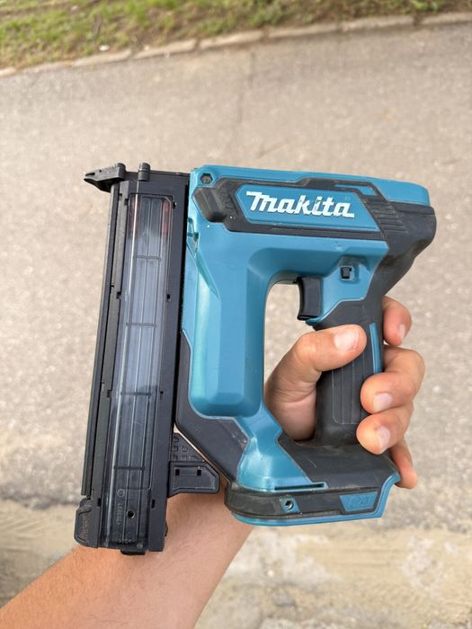 Pistol cuie makita dfn 350