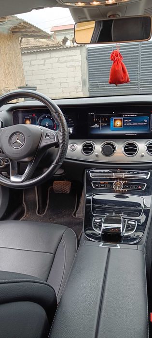 MERCEDES-BENZ E-Class 2017 — imagine 3
