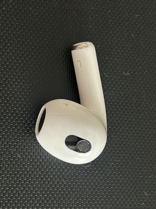 Наушник левый A2564 air pods apple