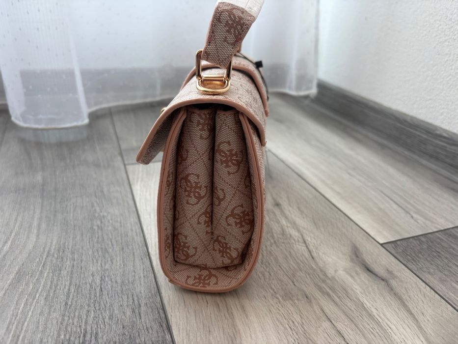 Geanta noua guess