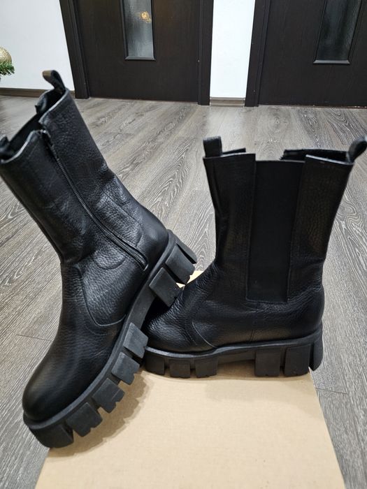 Vand incaltamine noua, piele, fabricata in Romania, toate modele sunt