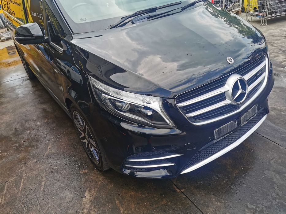 Dezmembrez mercedes v class w447 AMG /v250 euro 6/bara fata w447/stop/