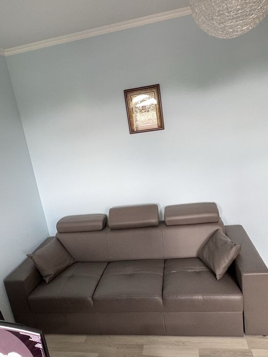 Vand canapea piele, extensibila, 3 locuri, 225/85/80 cm.
