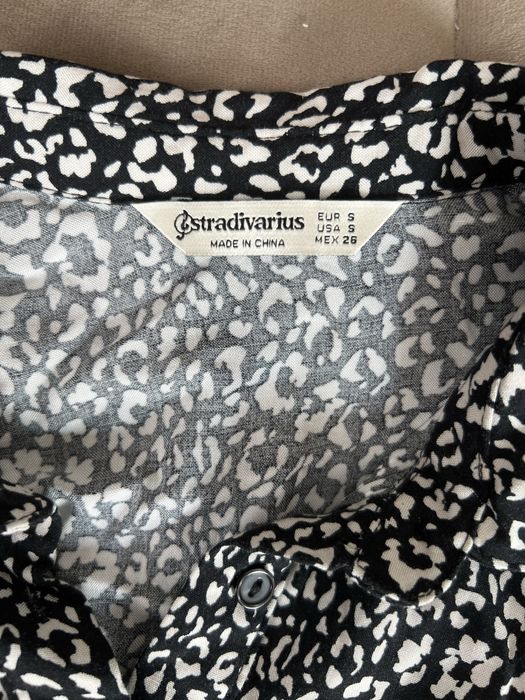 СРОЧНО ПРОДАЮ Платье Stradivarius