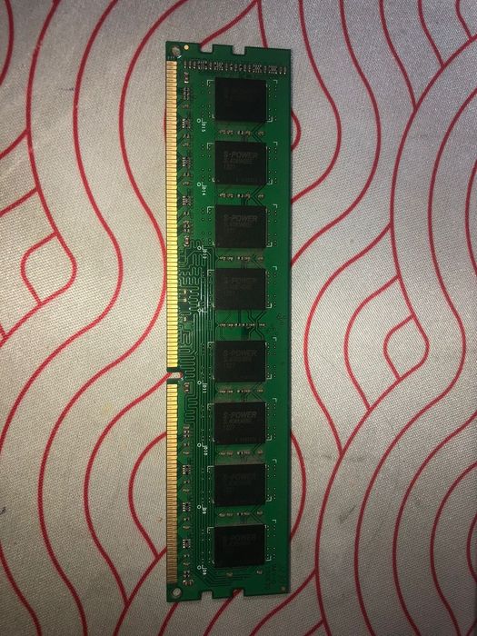 Продам оперативную память