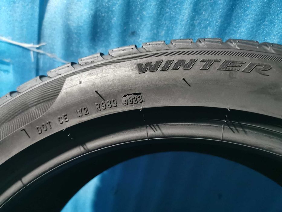 245/45 R19 - pirelli runflat m+s 4 bucati
