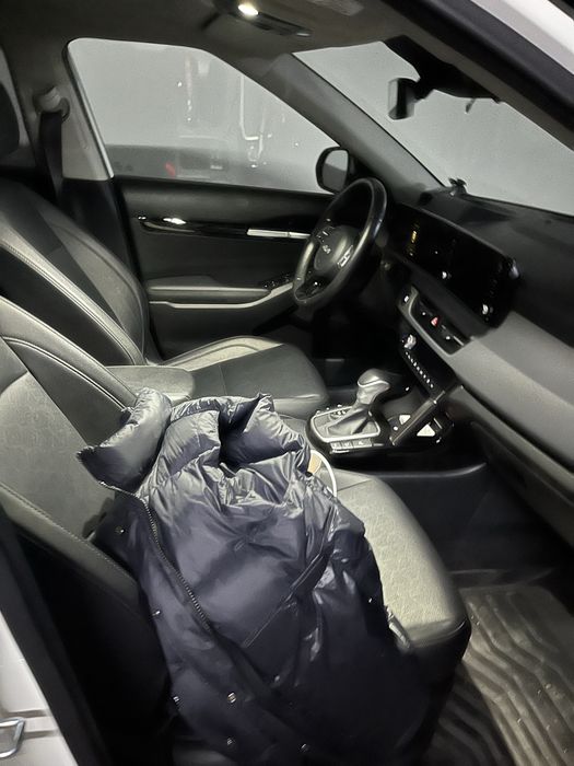 Kia Seltos Luxe 2023год