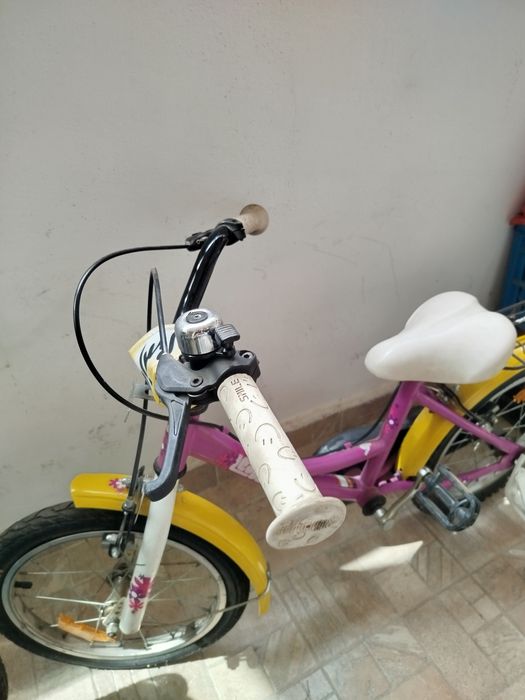 Детско колело за момиче до 8г с помощни гуми