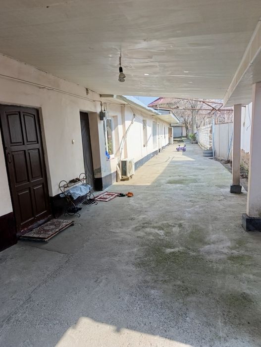 Уй сотилади бектемир пост олдида.