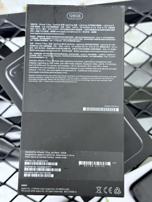 Продам Apple iPhone 7 Plus 128Gb Jet Black
