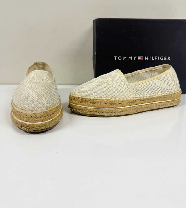 Tommy Hilfiger Textured Flatform