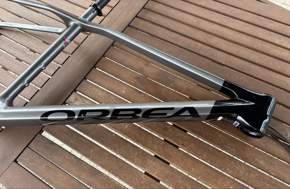 2022 Orbea Alma M Carbon UDH рамка за велосипед MTB