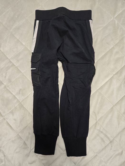Pantaloni made by society