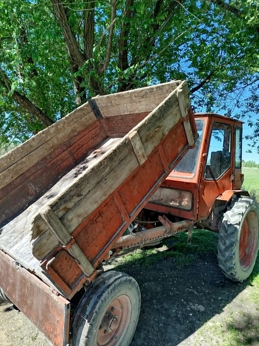 Продам кузов на трактор т16