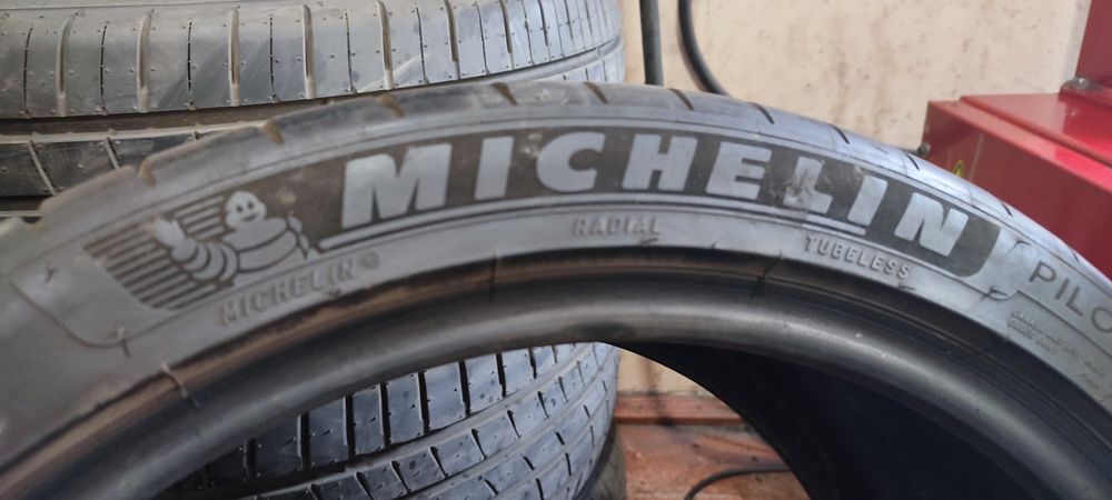 Michelin 255_35_R19 shina 2 ta