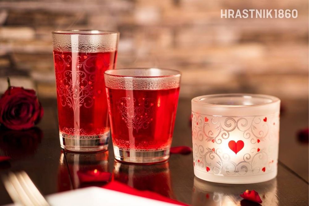 Луксозен Стъклен Свещник