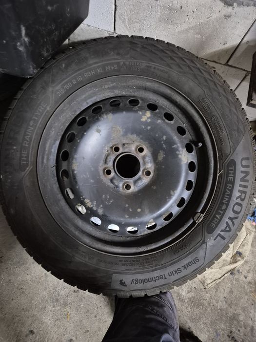 Set 4 Roti iarna 16 Ford 5x108 cauciucuri Uniroyal  winter expert 215 60 16