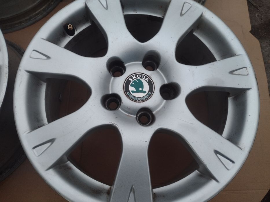 Оригинални 16-5х112 ЕТ50 6.5j Шкода Октавия 2