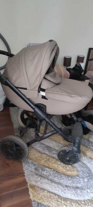 Бебешка количка  Dada paradiso grup