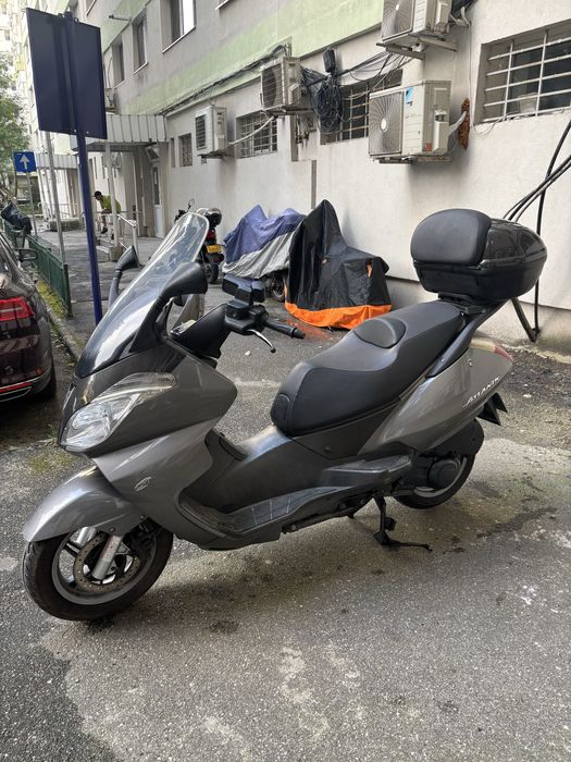 Scuter/Maxiscuter Aprilia Atlantic 250