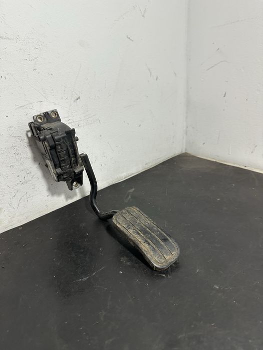 Pedala acceleratie Volkswagen Vw sharan 1.9 TDI AUY ASZ 116cp 131cp