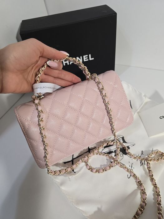 Налична чанта Chanel WOC Pearl