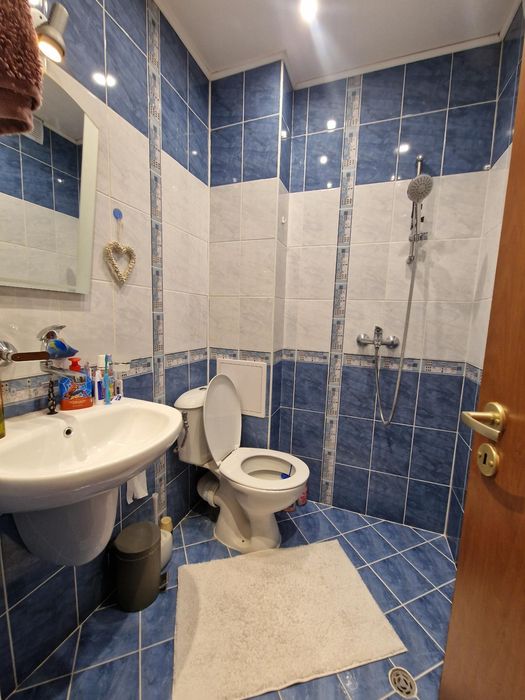 Дава се под наем Двустаен апартамент в Пловдив, Център - 70 кв.м за 438.6 € - Снимка #4