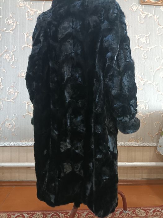 Продаю шубу норковую