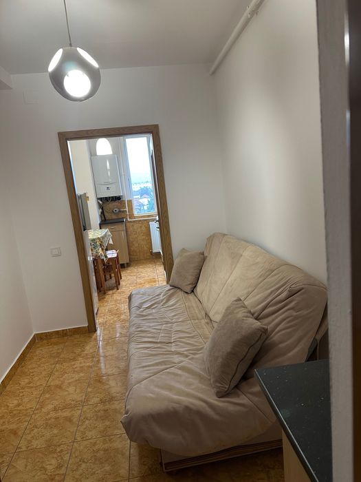 Dau în chirie apartament