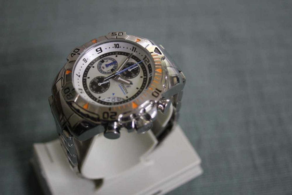 Ceas Festina Chronograph swiss made