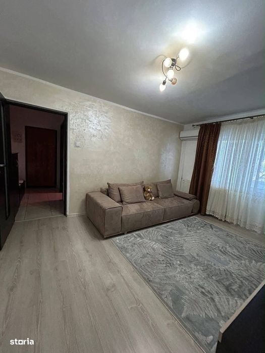 De inchiriat apartament cu 2 camere, etaj 3, balcon, 1250lei/luna